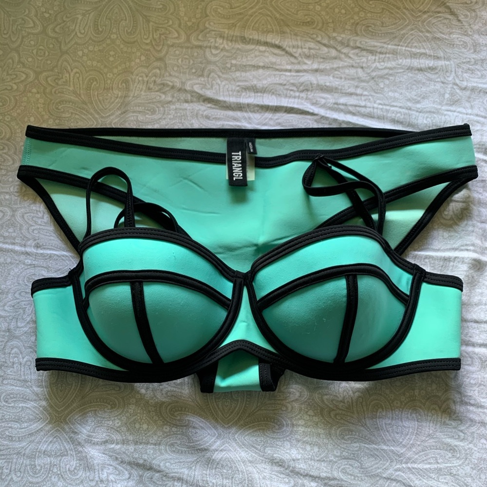 TRIANGL BIKINI